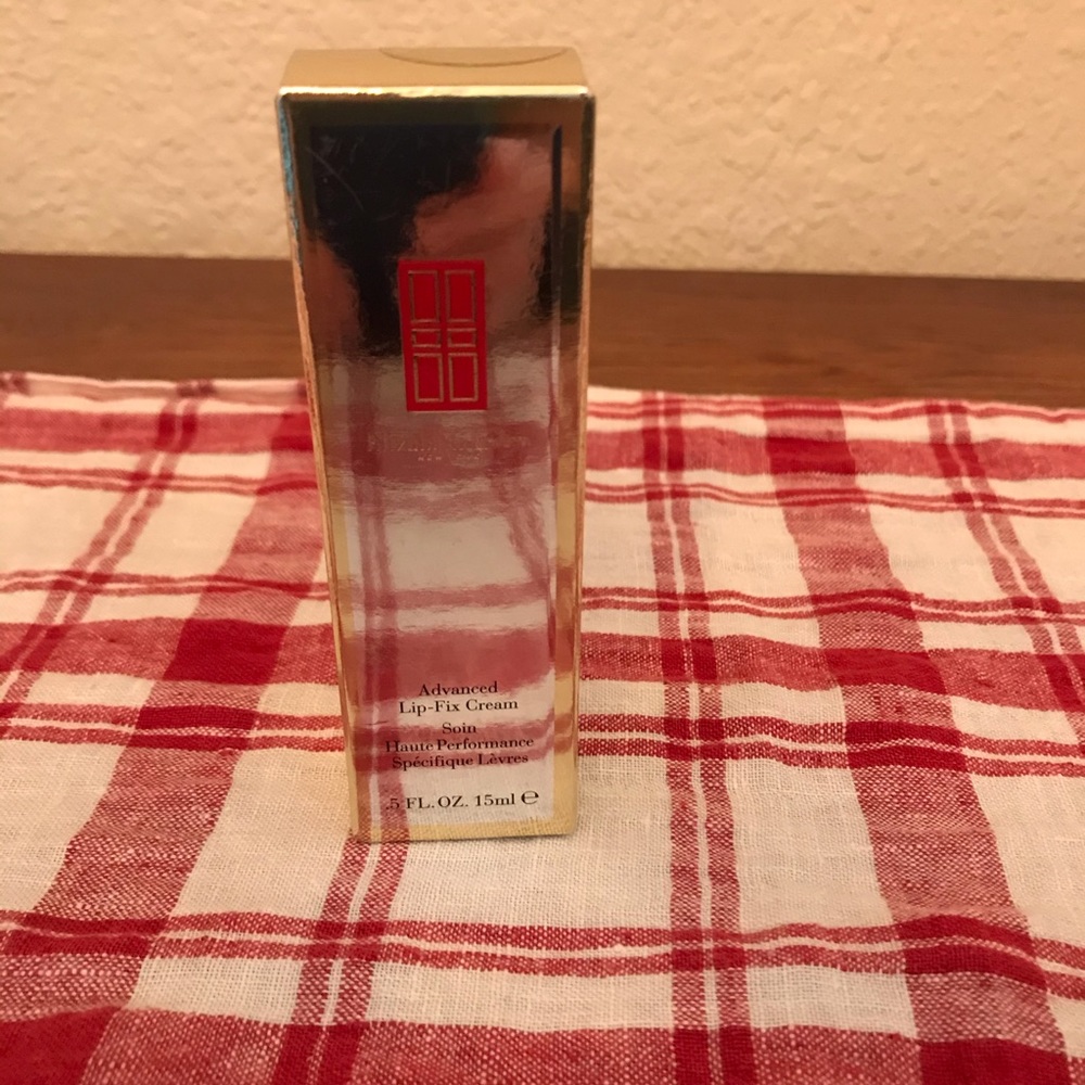 Elizabeth Arden Advanced Lip Fix Brand New in Box